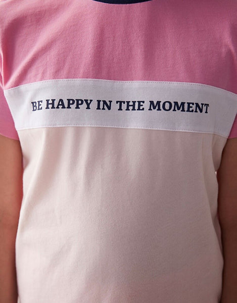 Be happy in the moment